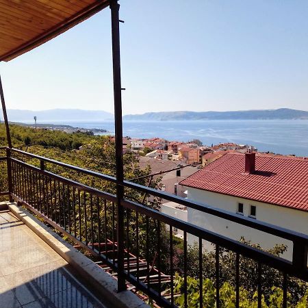 Apartments Flora Crikvenica Exterior foto